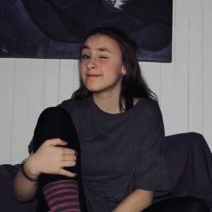 Meet your Posher, Yvonne